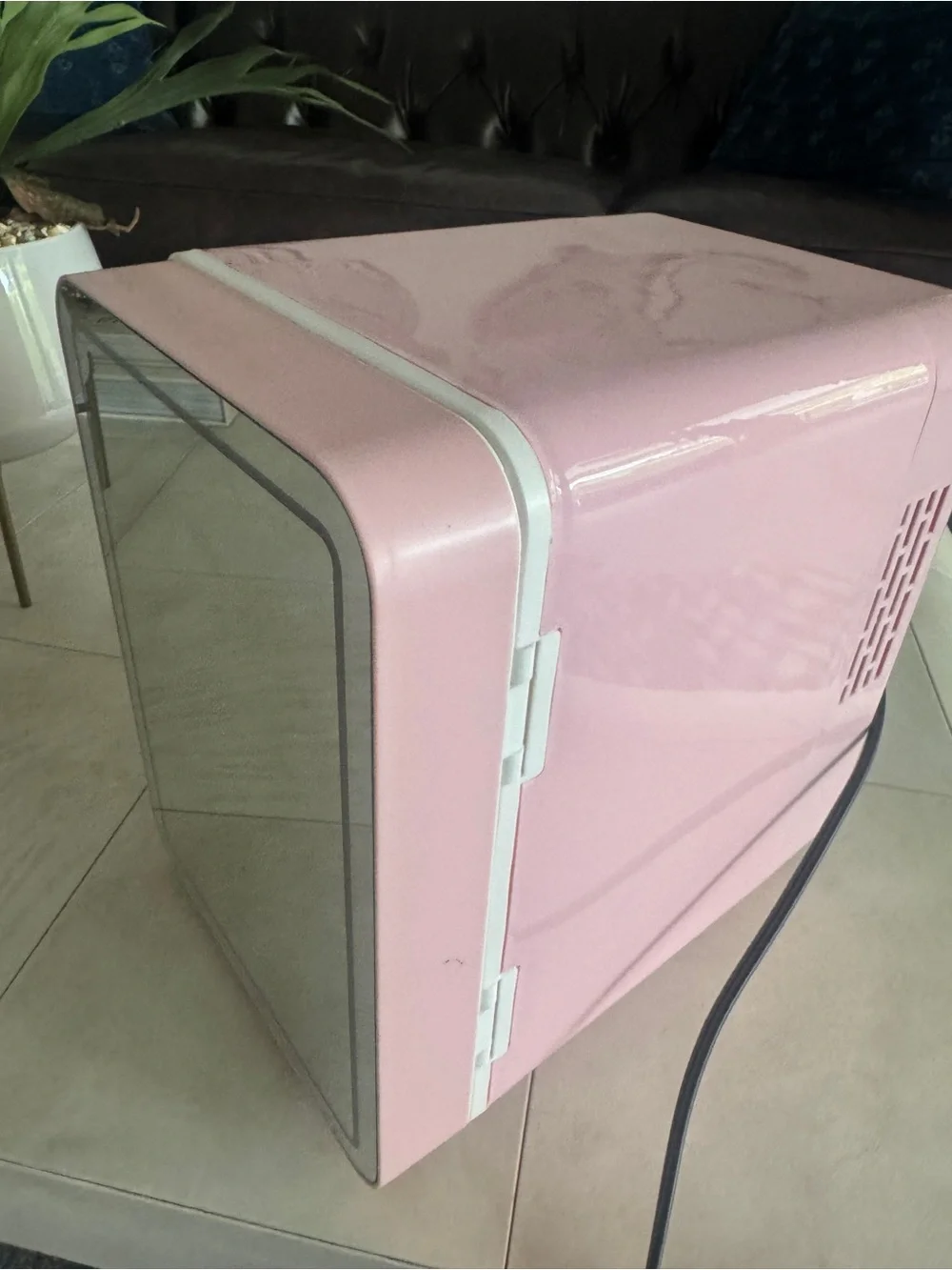 Pink LED Mini Beauty Fridge with Mirror Door